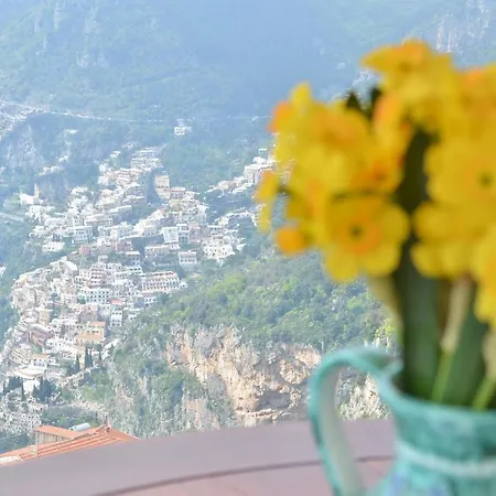 Oda ve Kahvaltı Casola 4*