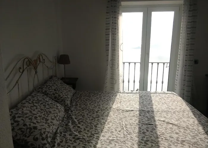 Casola Bed & Breakfast 4*