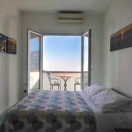 Bed & Breakfast Casola 4*